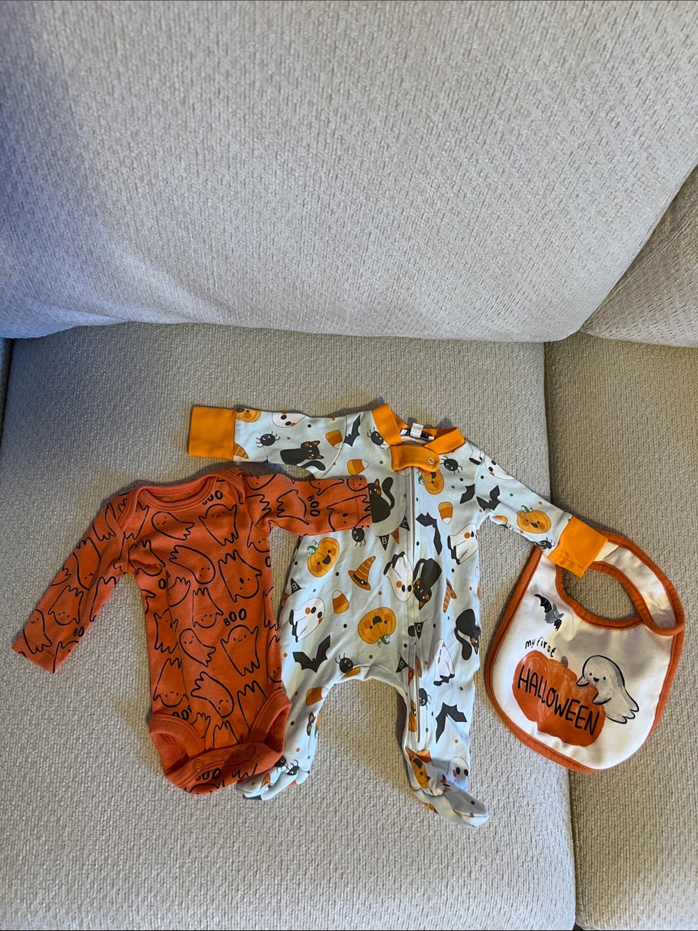 Halloween Baby One-Piece Footies Set in Orange and White
